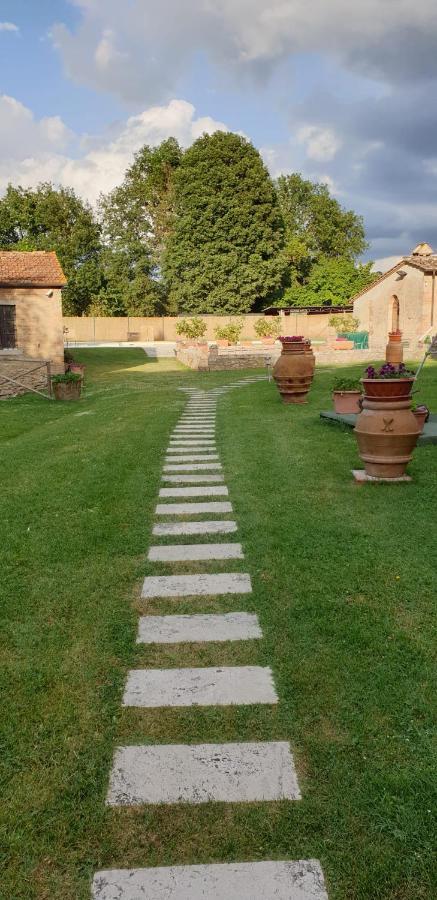 بودجيبونسي Villa Bruna المظهر الخارجي الصورة
